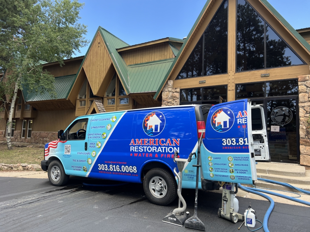 Water damage extraction truck. Residential water damage clean up and mitigation. American Restoration is here to help in an emergency if you're home or commercial building has water damage, flooding, sewage damage in Colorado