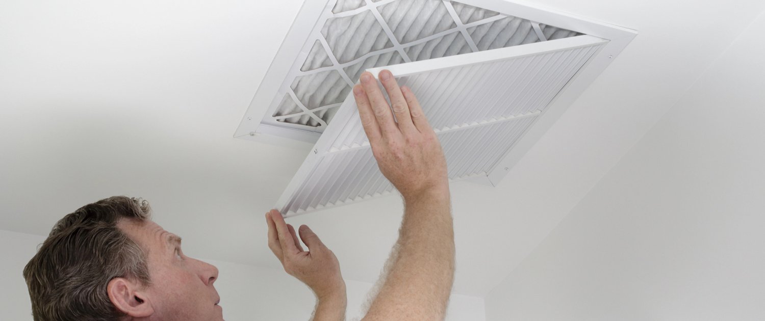 Maintaining your heating or HVAC system can help prevent water pipes from freezing in low temperatures. Frozen pipes can cause waterlines to expand and break which will cause flooding and water damage to your home. American Restoration is here to help in an emergency if you're home or commercial building has water damage, caused by frozen pipes or burst pipes in Colorado. Maintaining your heating or HVAC system can help prevent water pipes from freezing in low temperatures. Frozen pipes can cause waterlines to expand and break which will cause flooding and water damage to your home. American Restoration is here to help in an emergency if you're home or commercial building has water damage, caused by frozen pipes or burst pipes in Colorado.