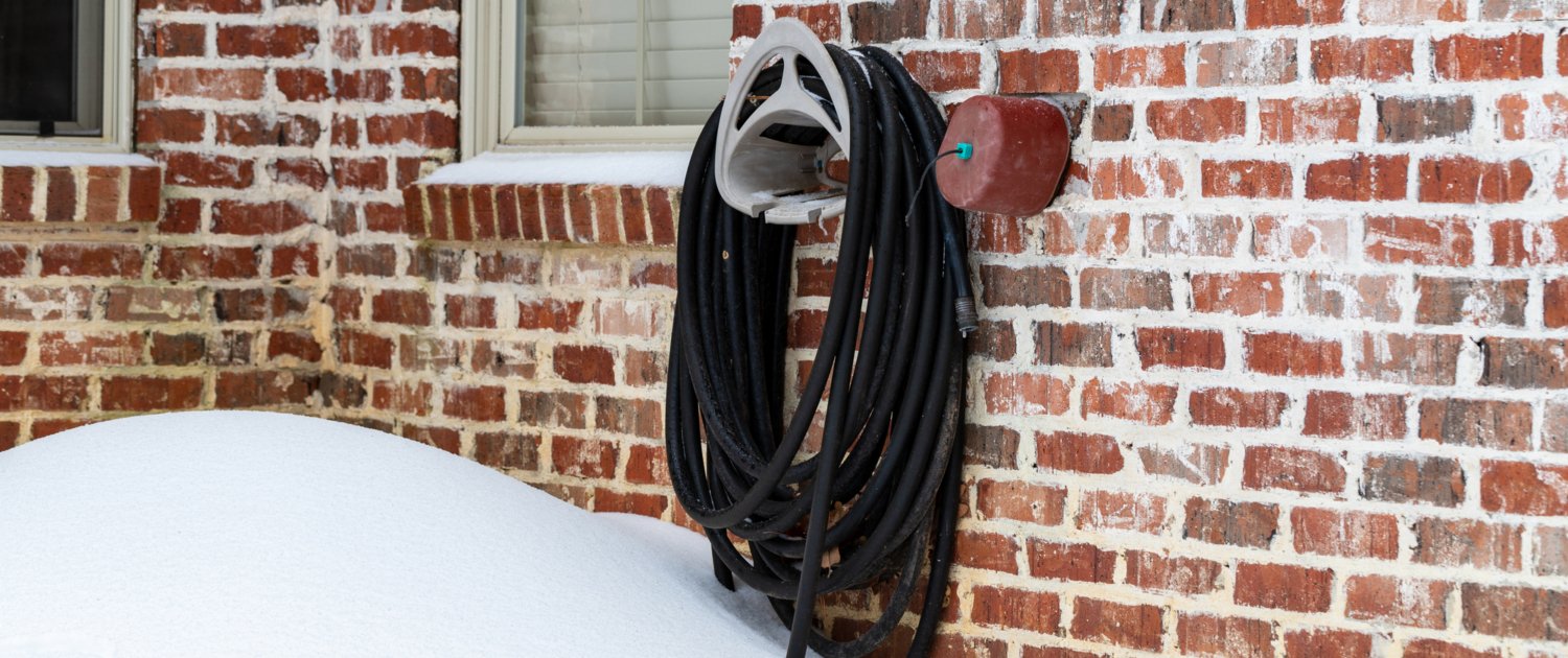 Disconnecting the garden hose from the outside water faucet and covering the exterior faucet with an insulated hose bib cover can help prevent water pipes from bursting due to freezing in low temperatures. Frozen pipes can cause waterlines to expand and break which will cause flooding and water damage to your home. American Restoration is here to help in an emergency if you're home or commercial building has water damage, caused by frozen pipes or burst pipes in Colorado. Disconnecting the garden hose from the outside water faucet and covering the exterior faucet with an insulated hose bib cover can help prevent water pipes from bursting due to freezing in low temperatures. Frozen pipes can cause waterlines to expand and break which will cause flooding and water damage to your home. American Restoration is here to help in an emergency if you're home or commercial building has water damage, caused by frozen pipes or burst pipes in Colorado.